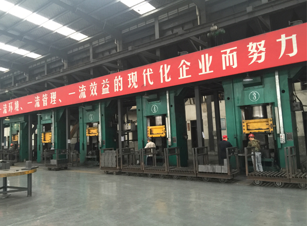 眼界大開，想不到還有這么干凈的鎂碳磚廠